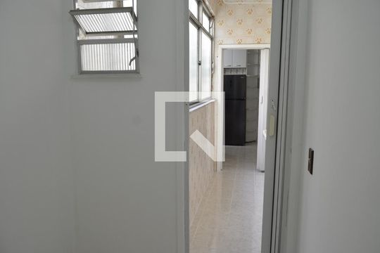Apartamento para alugar com 2 quartos, 65m² em Quintino Bocaiúva, Rio de Janeiro