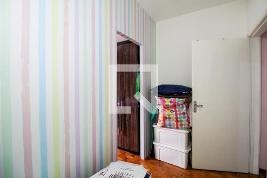 Quarto A - 1 de casa à venda com 4 quartos, 120m² em Vila Gomes Cardim, São Paulo