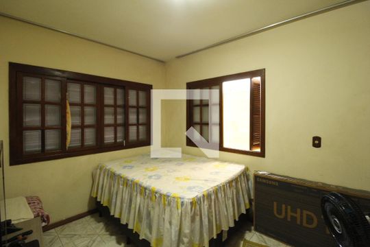 Quarto 1 de casa para alugar com 6 quartos, 250m² em Costa E Silva, Porto Alegre