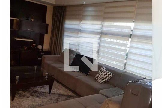 Casa à venda com 5 quartos, 600m² em Vila Antonieta, São Paulo