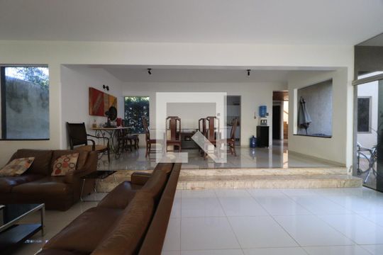 Sala 2 de casa para alugar com 4 quartos, 500m² em Jardim Recreio, Ribeirão Preto