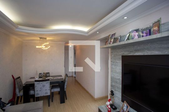 Sala de apartamento à venda com 2 quartos, 55m² em Taboão, Diadema