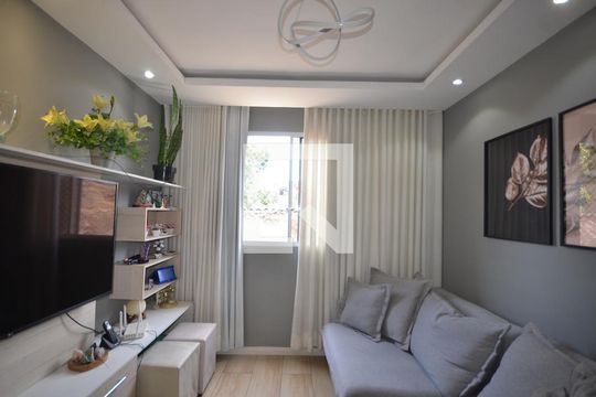 Sala de apartamento para alugar com 2 quartos, 40m² em Cascadura, Rio de Janeiro