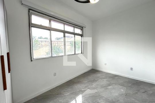 Quarto de apartamento para alugar com 2 quartos, 86m² em Trindade, Florianópolis