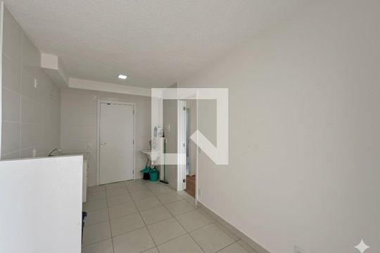 Sala de apartamento para alugar com 1 quarto, 37m² em Socorro, São Paulo