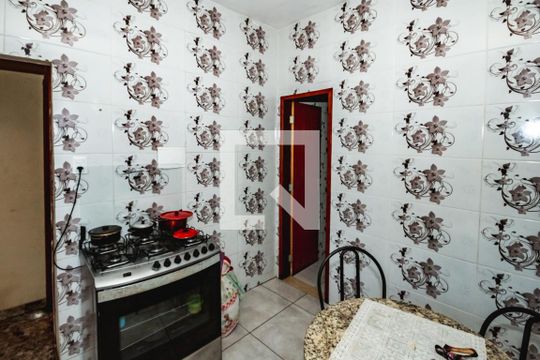 Cozinha de casa à venda com 3 quartos, 180m² em Floramar, Belo Horizonte