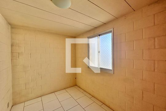 Quarto de apartamento para alugar com 2 quartos, 50m² em Campina, São Leopoldo