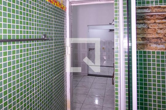 Banheiro Social de casa para alugar com 1 quarto, 60m² em Paraíso, São Gonçalo
