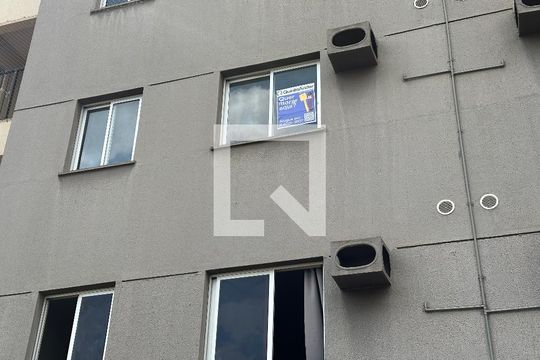 Apartamento para alugar com 2 quartos, 54m² em Parque Oeste Industrial, Goiânia