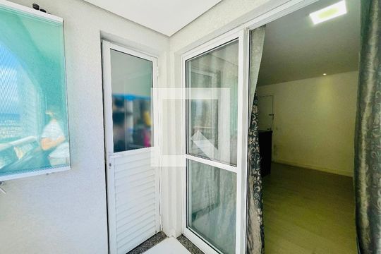 Varanda da Sala de apartamento à venda com 2 quartos, 54m² em Jardim Imperador, Guarulhos