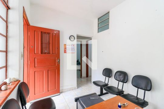 Casa 1 - Sala de casa à venda com 8 quartos, 373m² em Vila Cruzeiro, São Paulo