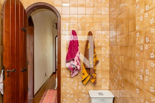 Banheiro Social de casa para alugar com 6 quartos, 480m² em Alto Caiçaras, Belo Horizonte