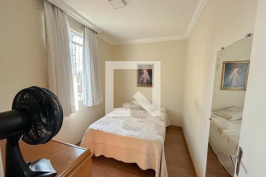Apartamento à venda com 3 quartos, 75m² em Santa Amelia, Belo Horizonte