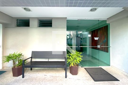 Entrada de apartamento à venda com 5 quartos, 250m² em Nova Suíça, Belo Horizonte
