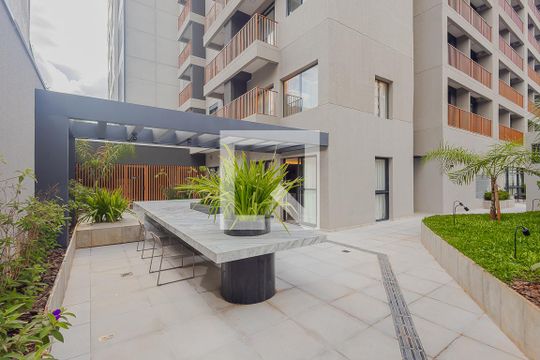 Área comum de kitnet/studio à venda com 1 quarto, 24m² em Pinheiros, São Paulo