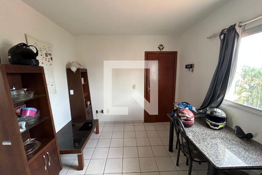 Apartamento para alugar com 3 quartos, 88m² em Santa Mônica, Uberlândia