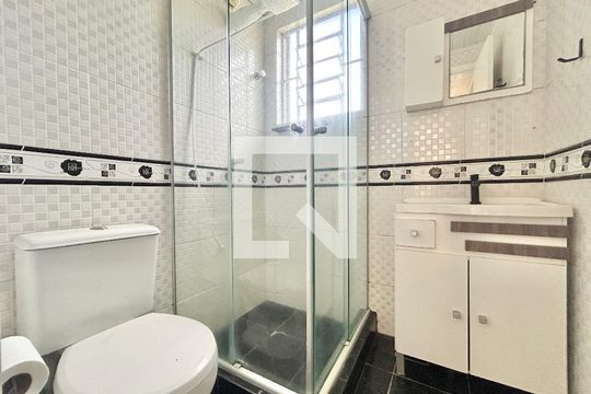 Banheiro de apartamento à venda com 2 quartos, 41m² em São Miguel, São Leopoldo