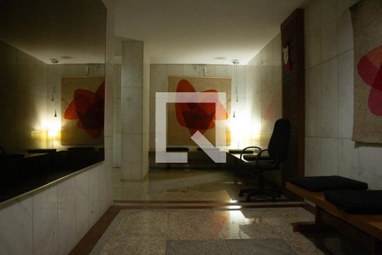 Área comum de apartamento para alugar com 2 quartos, 100m² em Copacabana, Rio de Janeiro