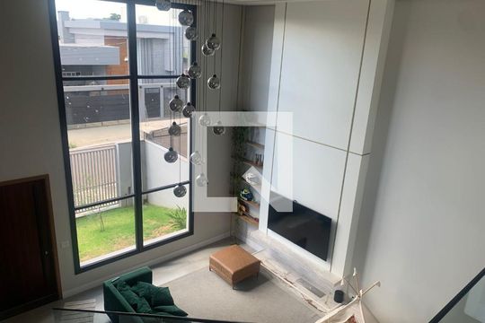 Sala de casa à venda com 3 quartos, 225m² em Igara, Canoas