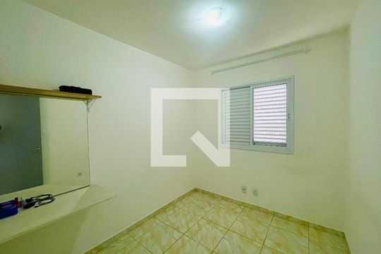 Quarto 2 de apartamento à venda com 2 quartos, 46m² em Jardim Flor da Montanha, Guarulhos