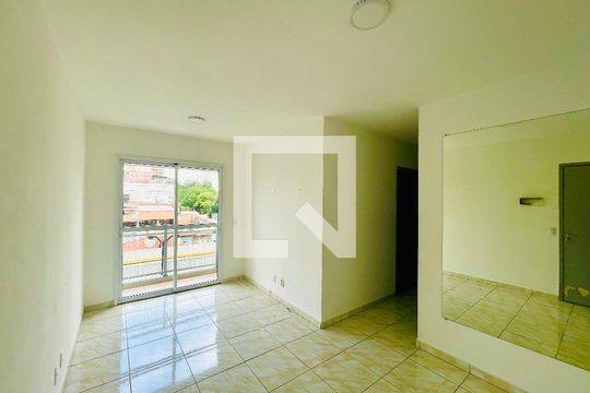 Sala de apartamento à venda com 2 quartos, 46m² em Jardim Flor da Montanha, Guarulhos