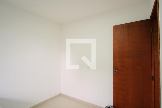 Quarto 1 de apartamento à venda com 2 quartos, 40m² em Vila Antonina, São Paulo