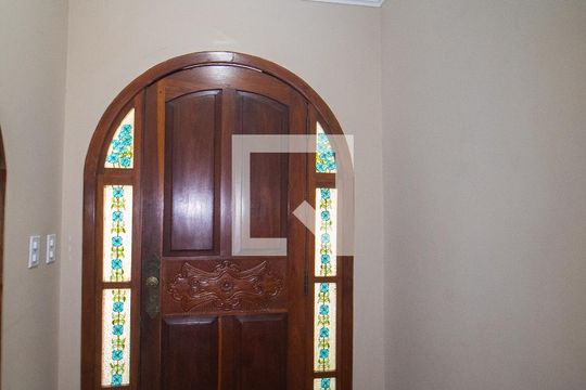 Sala de casa para alugar com 5 quartos, 400m² em Ipanema, Porto Alegre