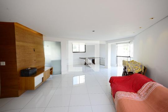 Apartamento à venda com 3 quartos, 140m² em Jardim da Gloria, São Paulo