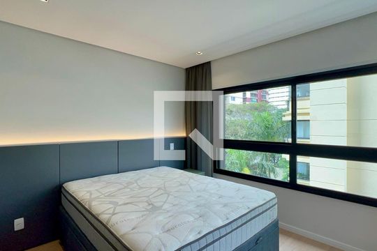 Quarto de kitnet/studio à venda com 1 quarto, 33m² em Sumaré, São Paulo