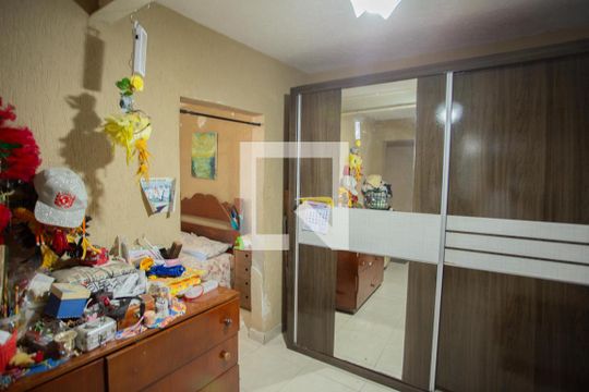 QUARTO 2 de casa à venda com 3 quartos, 250m² em Sítio do Morro, São Paulo