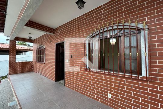 Varanda de casa para alugar com 3 quartos, 240m² em Pilares, Rio de Janeiro