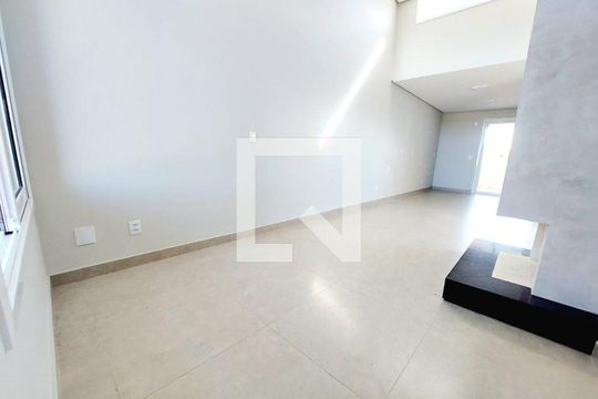 Casa de Condomínio à venda com 3 quartos, 90m² em Hípica, Porto Alegre