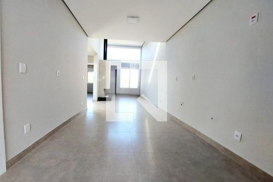 Casa de Condomínio à venda com 3 quartos, 90m² em Hípica, Porto Alegre
