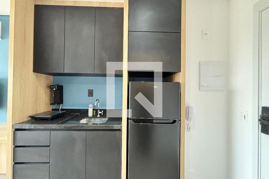 Studio de kitnet/studio para alugar com 1 quarto, 25m² em Vila Olímpia, São Paulo