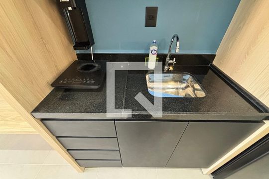 Studio de kitnet/studio para alugar com 1 quarto, 25m² em Vila Olímpia, São Paulo