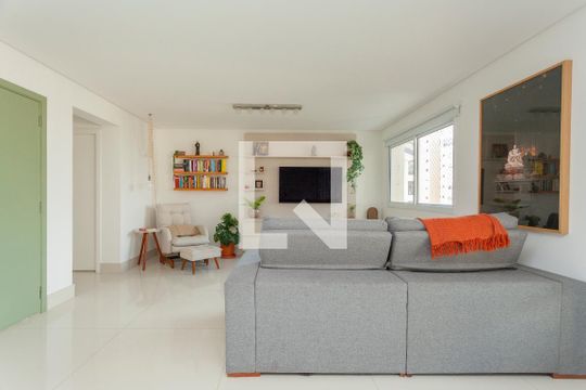 Sala de apartamento para alugar com 4 quartos, 223m² em Jardim Marajoara, São Paulo