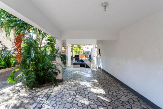 Quintal de casa à venda com 4 quartos, 300m² em Maracanã, Rio de Janeiro