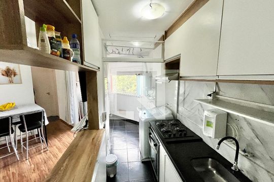 Cozinha de apartamento para alugar com 2 quartos, 48m² em Vila Bela Vista (zona Norte), São Paulo