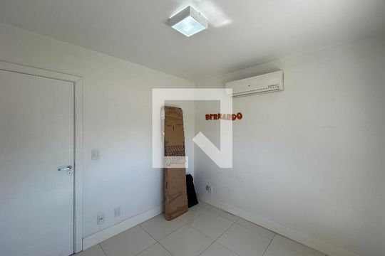 Quarto de apartamento para alugar com 4 quartos, 140m² em Scharlau, São Leopoldo