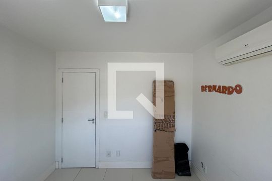 Quarto de apartamento para alugar com 4 quartos, 140m² em Scharlau, São Leopoldo