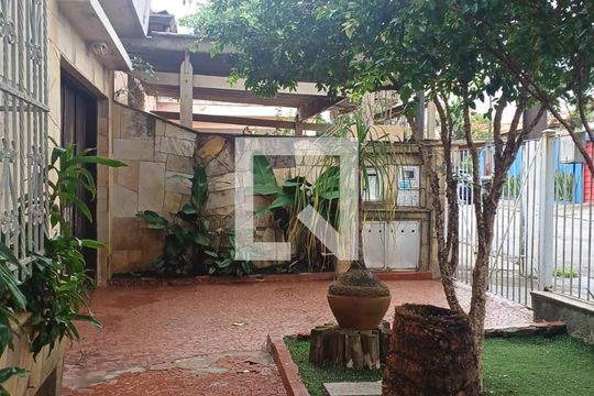 Casa à venda com 3 quartos, 250m² em Instituto de Previdencia, São Paulo