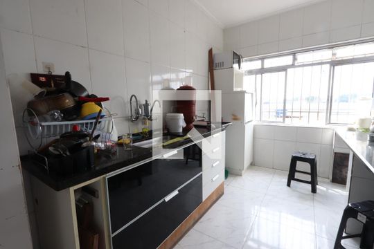 Cozinha de apartamento à venda com 1 quarto, 75m² em Jardim Planalto, São Paulo