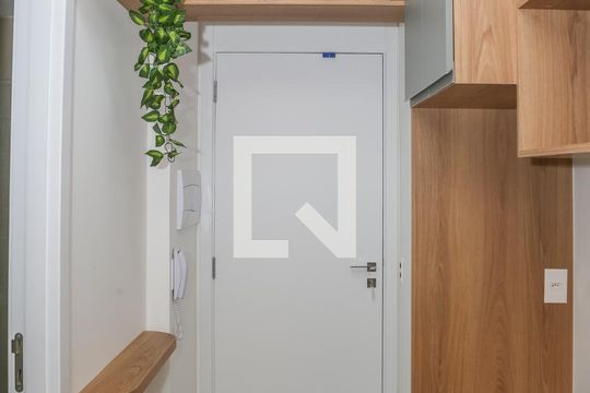 Entrada de kitnet/studio para alugar com 1 quarto, 23m² em Perdizes, São Paulo