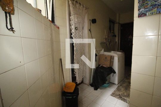 Área de Serviço de apartamento para alugar com 3 quartos, 110m² em Costa Azul, Salvador