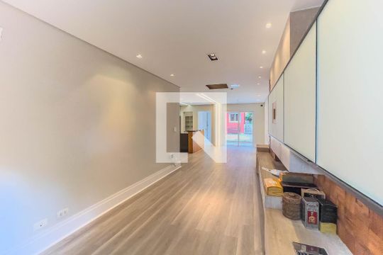 Sala e cozinha de casa à venda com 2 quartos, 236m² em Vila Mariana, São Paulo