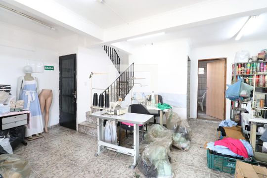 Sala 2 de casa à venda com 6 quartos, 150m² em Barra Funda, São Paulo