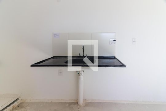 Cozinha e Área de Serviço de apartamento para alugar com 2 quartos, 37m² em Jaguaré, São Paulo