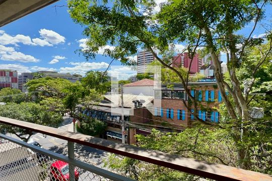 Varanda de apartamento para alugar com 1 quarto, 56m² em Vila Madalena, São Paulo