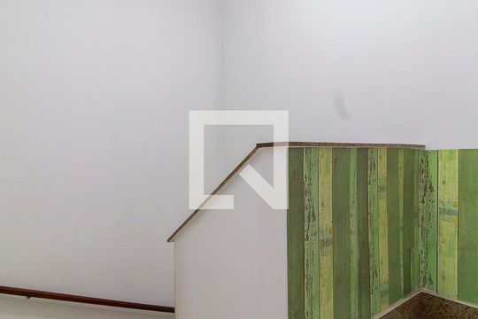 Corredor de casa à venda com 4 quartos, 180m² em Chácara Santo Antônio (zona Sul), São Paulo