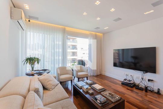 Sala de apartamento para alugar com 3 quartos, 150m² em Tijuca, Rio de Janeiro